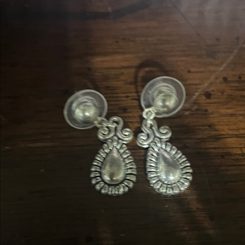 Elegant Silver Teardrop Earrings